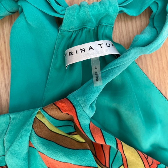 Tina Turk Green Floral Halter Cut Out Sleeve Mini Dress Size Large - Picture 6 of 10